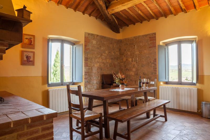 Vacanza Isola d'Elba: La Pieve del Chianti Il Pozzo